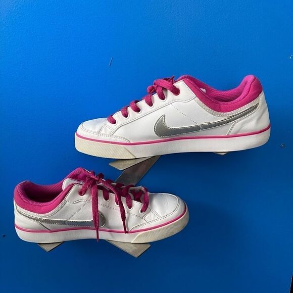 Nike Capri 3 III LT3 GS Tennis Shoe 579951-100 White Pink Girls Sz 7Y,. - Picture 2 of 6